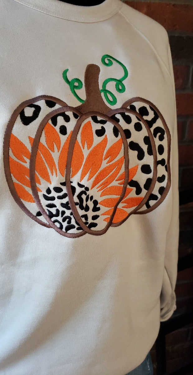 Embroidered Sunflower Pumpkin Crewneck Sweatshirt