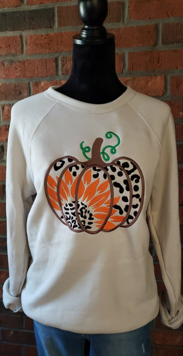 Embroidered Sunflower Pumpkin Crewneck Sweatshirt